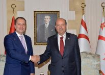 Cumhurbaşkanı  Tatar, YRP Genel Başkanı Fatih Erbakan ve beraberindeki heyeti kabul etti