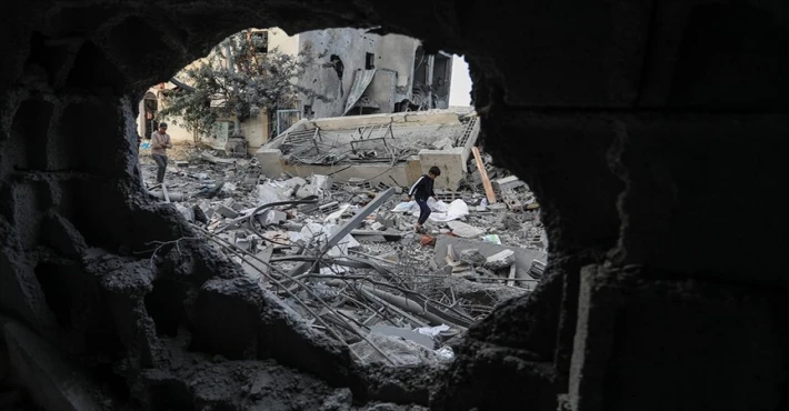 İsrail'in Gazze Şeridi'ne düzenlediği saldırılarda öldürülenlerin sayısı 14 bin 854'e yükseldi