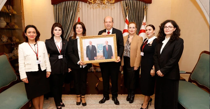 Cumhurbaşkanı Tatar, Türkiye, Azerbaycan ve Özbekista'ndan akademisyenlerle iş kadınlarını kabul etti