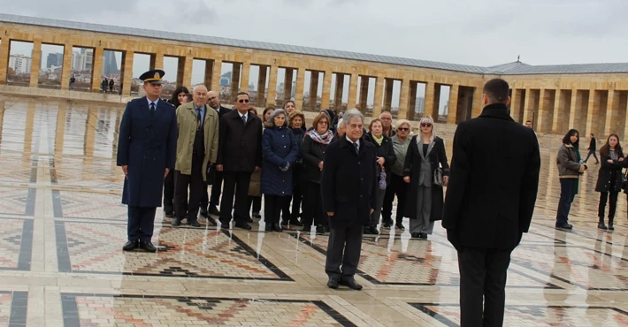 Kıbrıs Türk Kültür Derneği Anıtkabir’i ziyaret etti