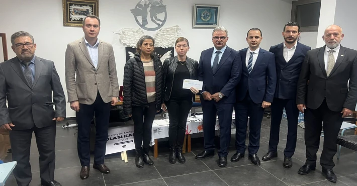 Kıbrıs Vakıflar Bankası Ltd. Tarafından Şampiyon Melekleri Yaşatma Derneği'ne Anlamlı Bağış  