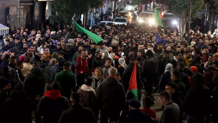 Batı Şeria'da protesto başladı! İşte Ramallah'ta son durum…