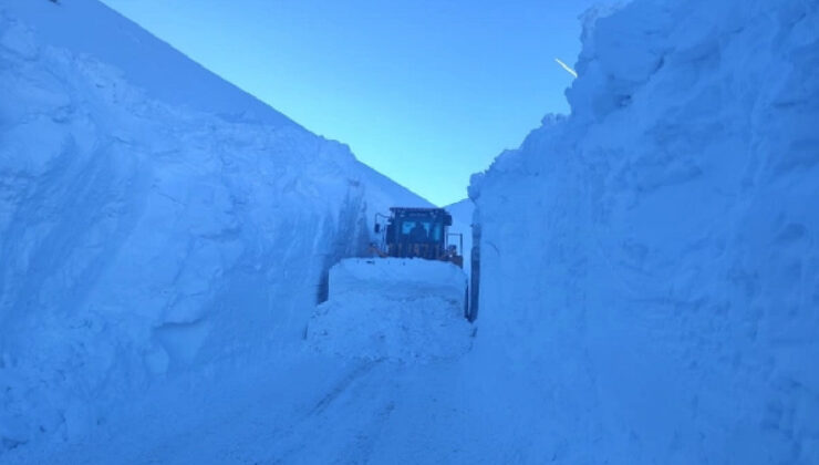 Eğitime kar engeli! Van'ın o ilçelerinde okullar 1 gün tatil edildi…