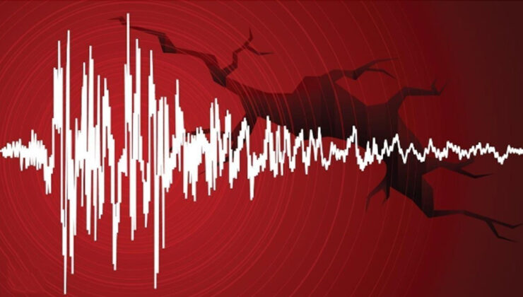 AFAD duyurdu: İzmir'de gece vakti korkutan deprem!
