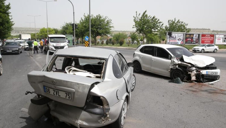 Şanlıurfa'da zincirleme trafik kazasında 7 kişi yaralandı