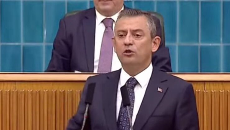 Özgür Özel, CHP Grup Toplantısı'nda konuşuyor!