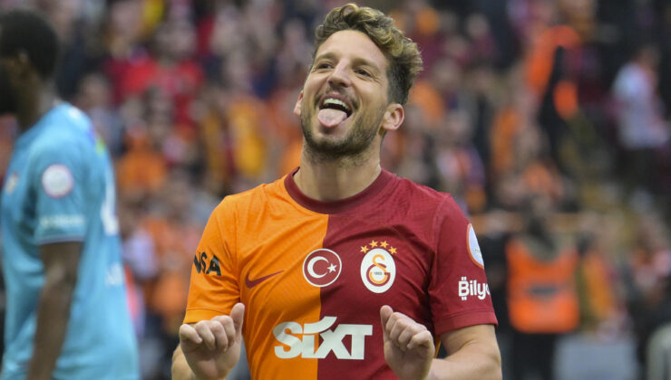 Dries Mertens Galatasaray taraftarının beklediği haberi verdi: "Sözleşmemi 1 yıl daha uzatacağım"