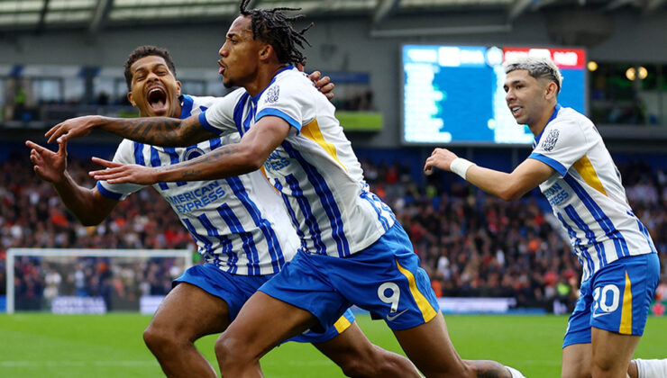 Manchester United'a sezonun ilk darbesi Ferdi Kadıoğlu'nun yeni takımı Brighton'dan! 2'de 2 yaptılar…