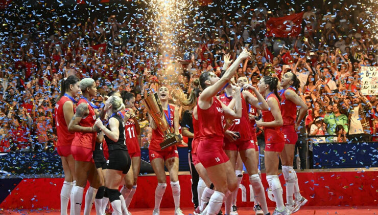 Zehra Güneş ve Ebrar Karakurt ”en zengin kadın voleybolcular” listesine girdi