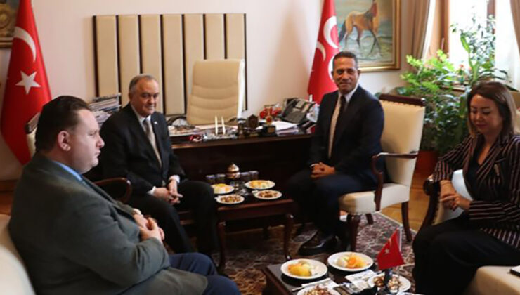 CHP'den MHP'ye ''kayyum'' ziyareti