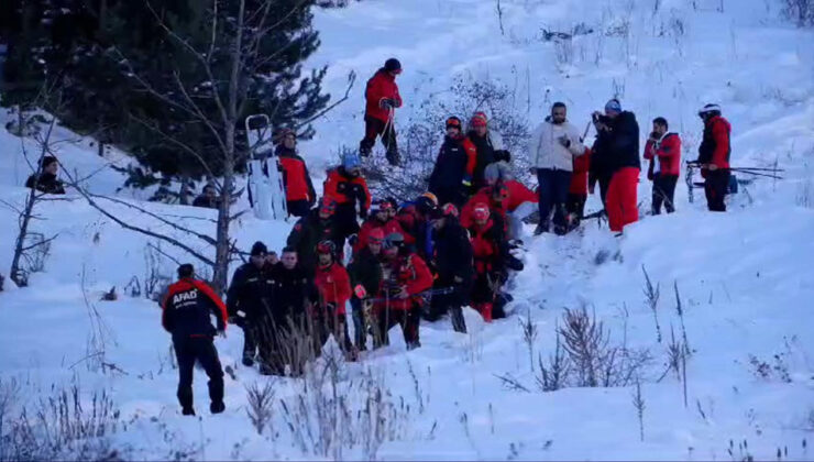 Palandöken Dağı’nda çığ düştü: Yaralılar var