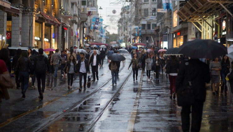 Yağışlar Türkiye’yi sardı… Meteoroloji’den çok sayıda il için gök gürültülü sağanak uyarısı