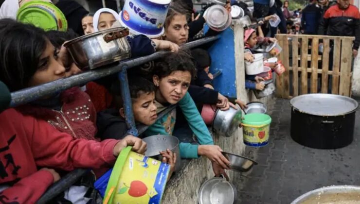 UNRWA: Gazze’ye üç haftadan uzun bir süredir insani yardım girmedi