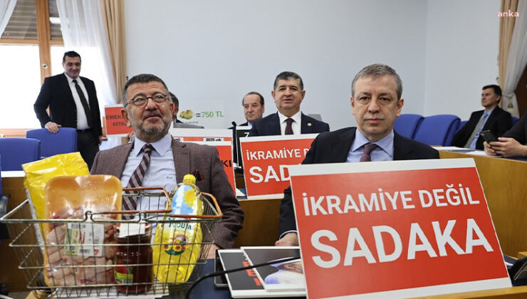 CHP’den TBMM’de ’emekli ikramiyesi’ protestosu