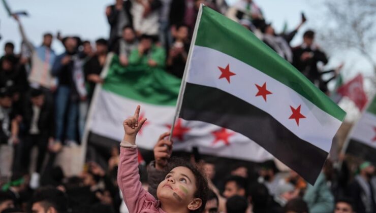 Suriye’de Esad döneminden kalma seyahat yasakları kaldırıldı