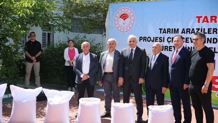 Diyarbakır’da 45 Çiftçiye 27 Ton Sertifikalı Çeltik Tohumu Desteği