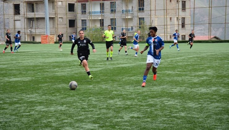 Hakkarigücüspor ve Beşiktaş Berabere Kaldı: 1-1
