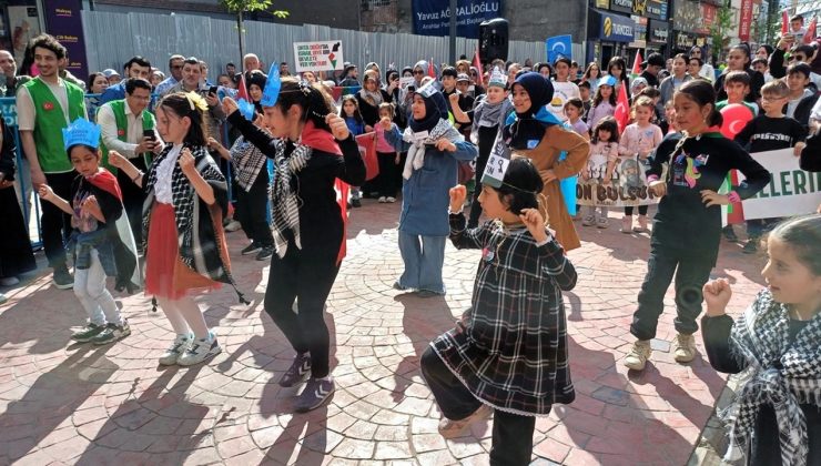 Karabük’te Çocuklar Filistin ve Doğu Türkistan İçin Yürüdü