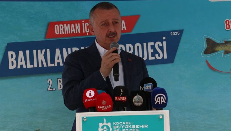 Kocaeli’de 8 Bin Kırmızı Benekli Alabalık Yavrusu Dereye Bırakıldı