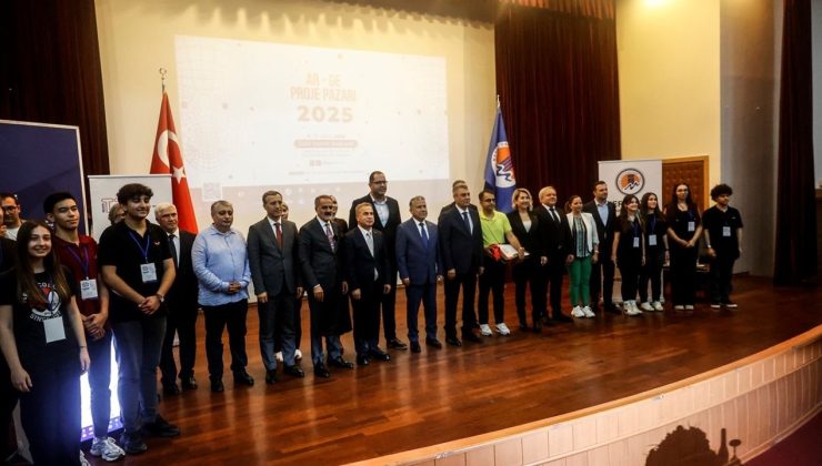 Mersin’de Ulaşım Sektörünün Gençlik Festivali ‘UFEST’ Devam Ediyor