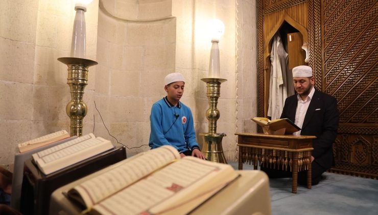 Abdulhamit Yılmaz, Kur’an-ı Kerim’i Bir Günde Hatmetti