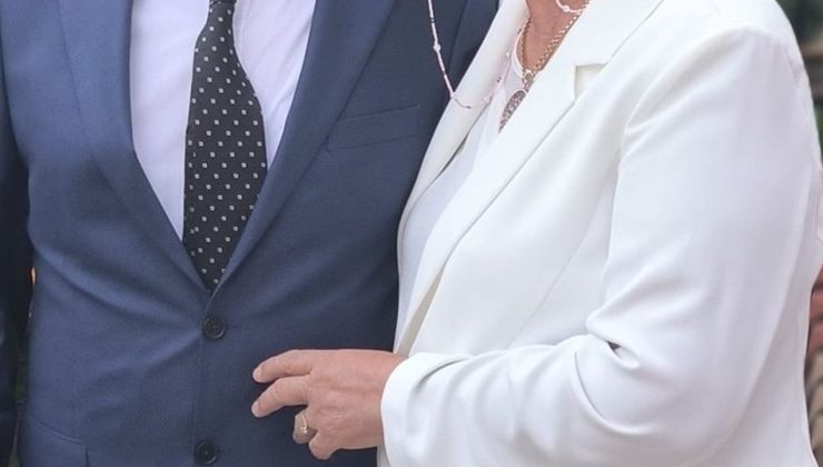 50 Yıl Sonra Nikah Tazeleyen Emekli Öğretmen Çiftin Duygusal Hikayesi