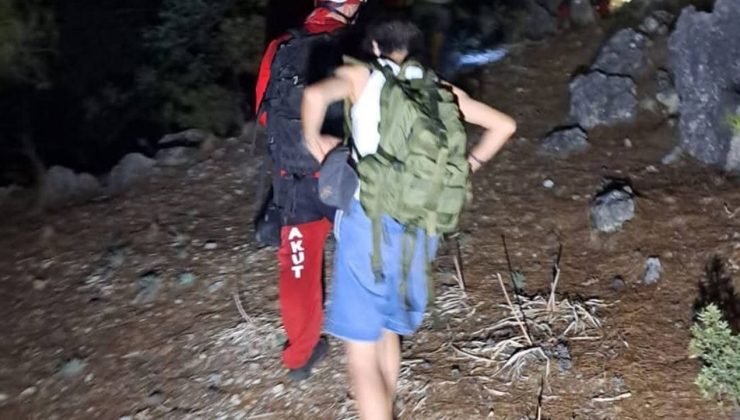 Alanya Kalesi’nde Mahsur Kalan 3 Üniversite Öğrencisi Kurtarıldı