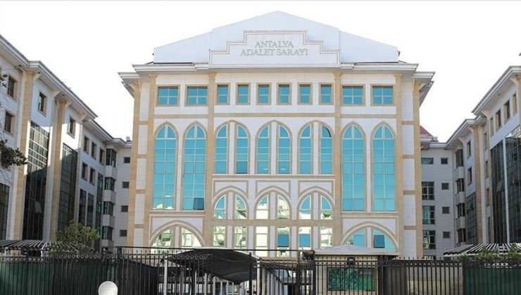 Antalya Büyükşehir Belediyesi soruşturmasında 2 şüpheli tutuklandı