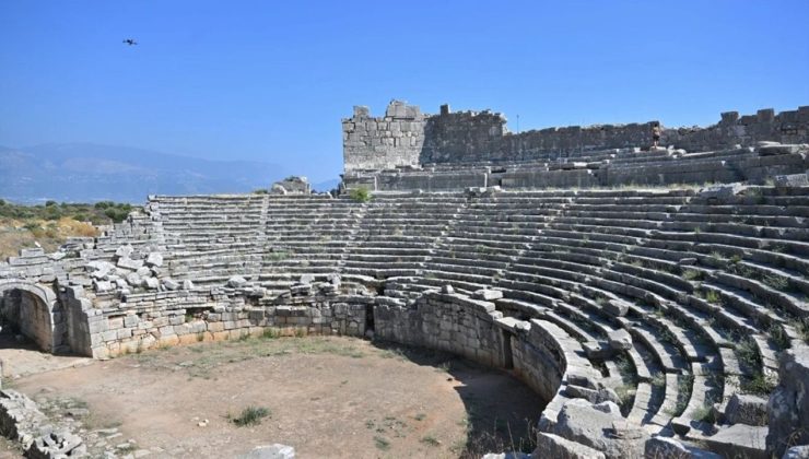 Antalya Valisi Hulusi Şahin, Xanthos ve Patara Antik Kentlerini İnceledi