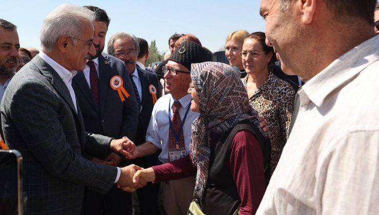 Bakan Uraloğlu, Tarihi Avanos Köprüsü’nü Hizmete Açıkladı