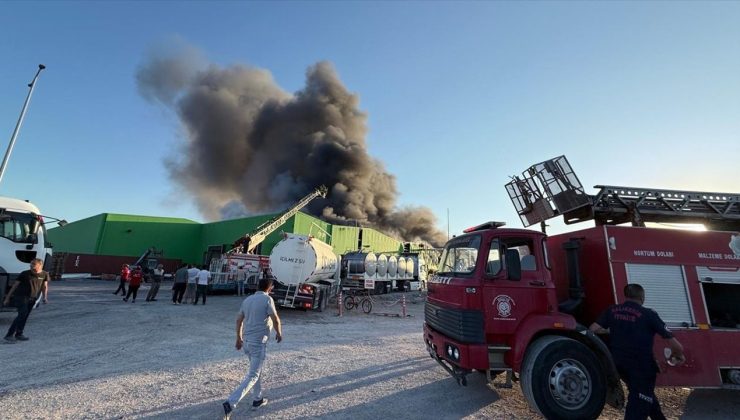 Balıkesir’de Süt Ürünleri Fabrikasında Yangın: Müdahale Devam Ediyor