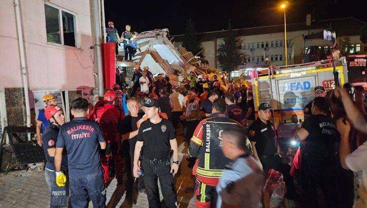 Balıkesir Depreminde Yıkılan Binadan 1 Kişi Daha Kurtarıldı