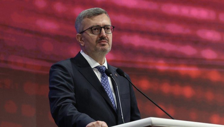 İsrail, gerçeğin duyurulmasını engelleyebileceği yanılgısı içinde