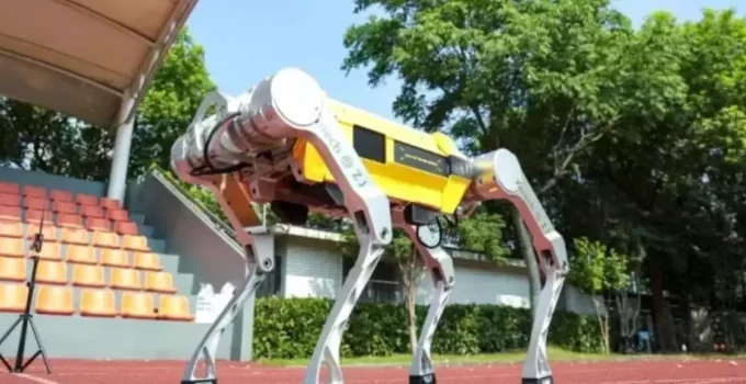 Çinli Robot, 100 metreyi 16,33 saniyede koşarak rekor kırdı