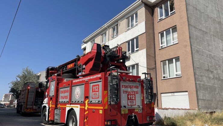 Eskişehir’de Yangında Dumandan Etkilenen Kişi Hayatını Kaybetti