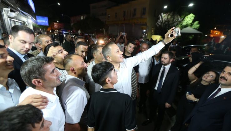 İçişleri Bakanı Yerlikaya, Ağrı’da Esnaf Ziyaretinde Bulundu