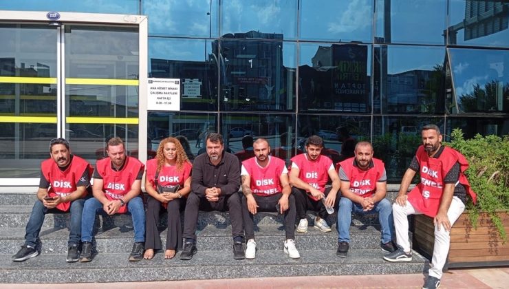 İzmir Karabağlar’da İşçiler Alacakları İçin Eylem Yaptı