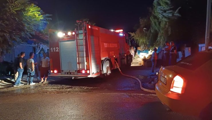 Kastamonu’da Yangın! 3 Ev Kullanılamaz Hale Geldi