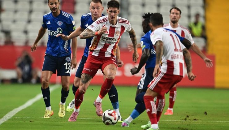 Trendyol Süper Lig: Antalyaspor – Kasımpaşa İlk Yarı Sonucu 2-1