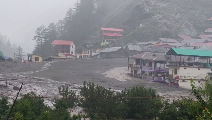 Uttarakhand’da Meydana Gelen Heyelanda 4 Kişi Hayatını Kaybetti, 50’den Fazla Kişi Kayboldu