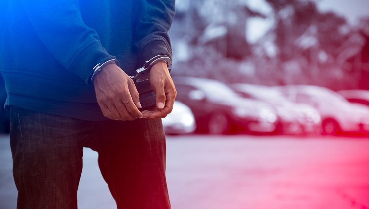 İstanbul’da gerçekleştirilen silahlı saldırılara ilişkin 13 zanlı yakalandı