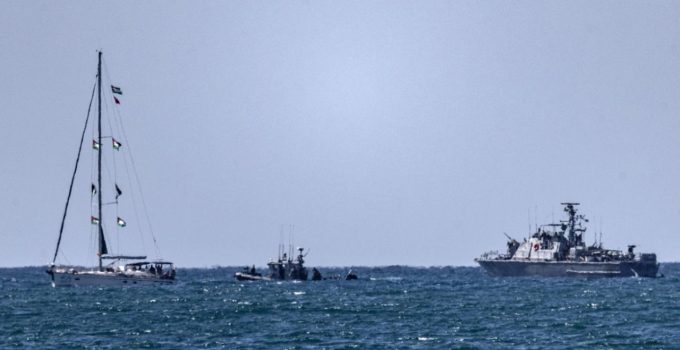 BM’ye göre İsrail’in uluslararası sularda Küresel Sumud Filosu’na saldırısı uluslararası hukuka aykırı