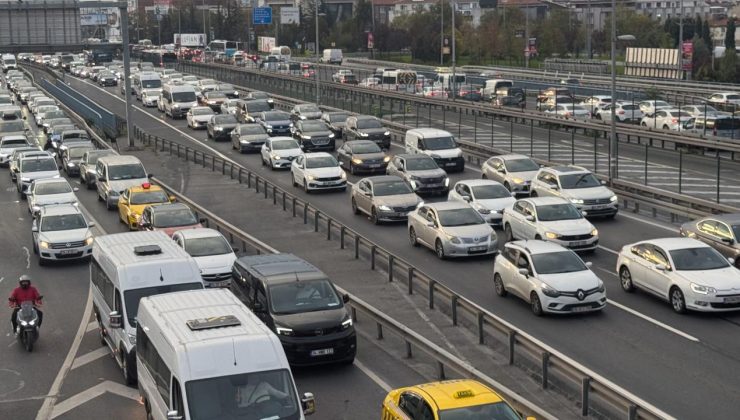 İstanbul’da trafik yoğunluğu her geçen gün artıyor