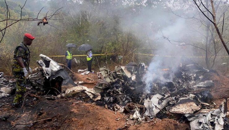 Kenya’da bir uçağın düşmesi sonucu 11 kişi öldü