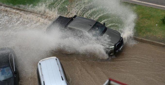 Meteorolojiden 6 kente “kuvvetli yağış” uyarısı
