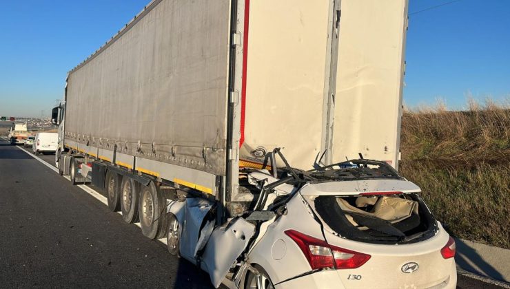 Kuzey Marmara Otoyolu’nda otomobil tıra çarptı: 1 ölü