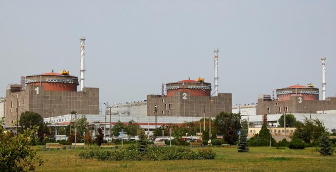 Rusya: Ukrayna, Zaporijya Nükleer Güç Santrali’nin ulaşım binasına saldırdı