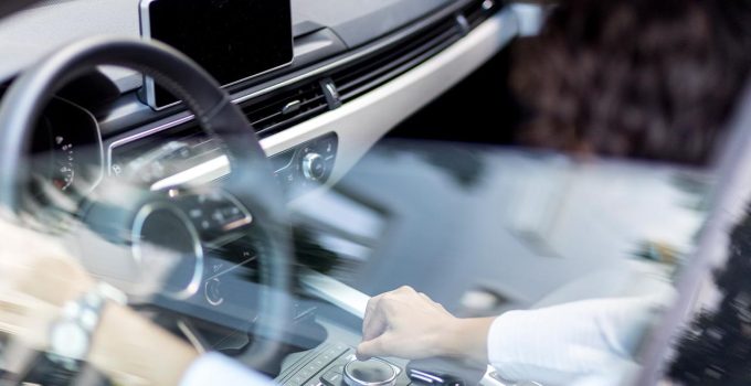 Araçlardaki ses ve görüntü sistemleri için yönetmelik geliyor