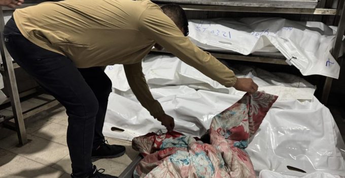 Ateşkes ihlallerini sürdüren katil İsrail ordusu, Gazze’nin doğusunda Filistinli bir kadını öldürdü