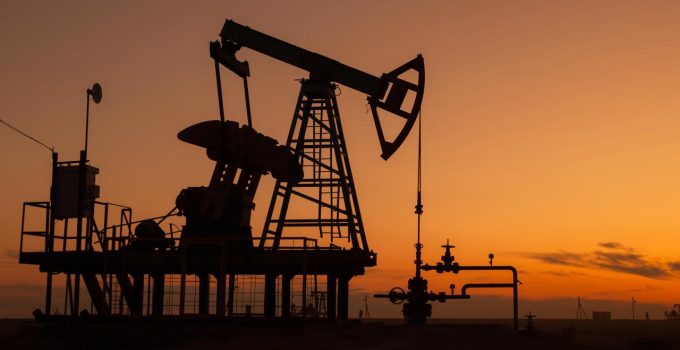 Brent petrolün varili 105,55 dolardan işlem görüyor